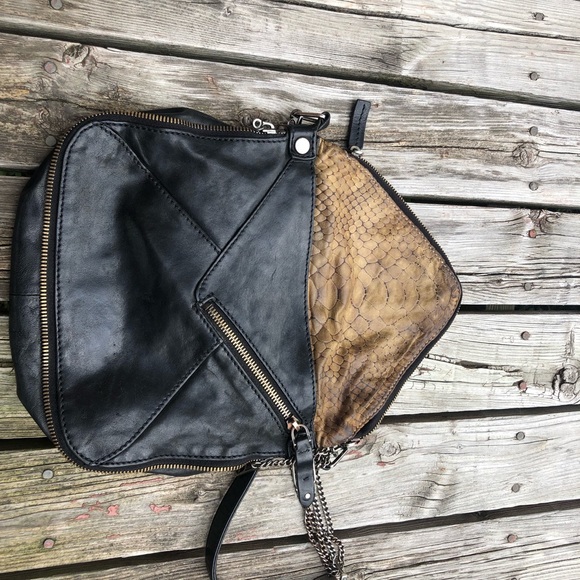 BOYY - Picture 3 of 3